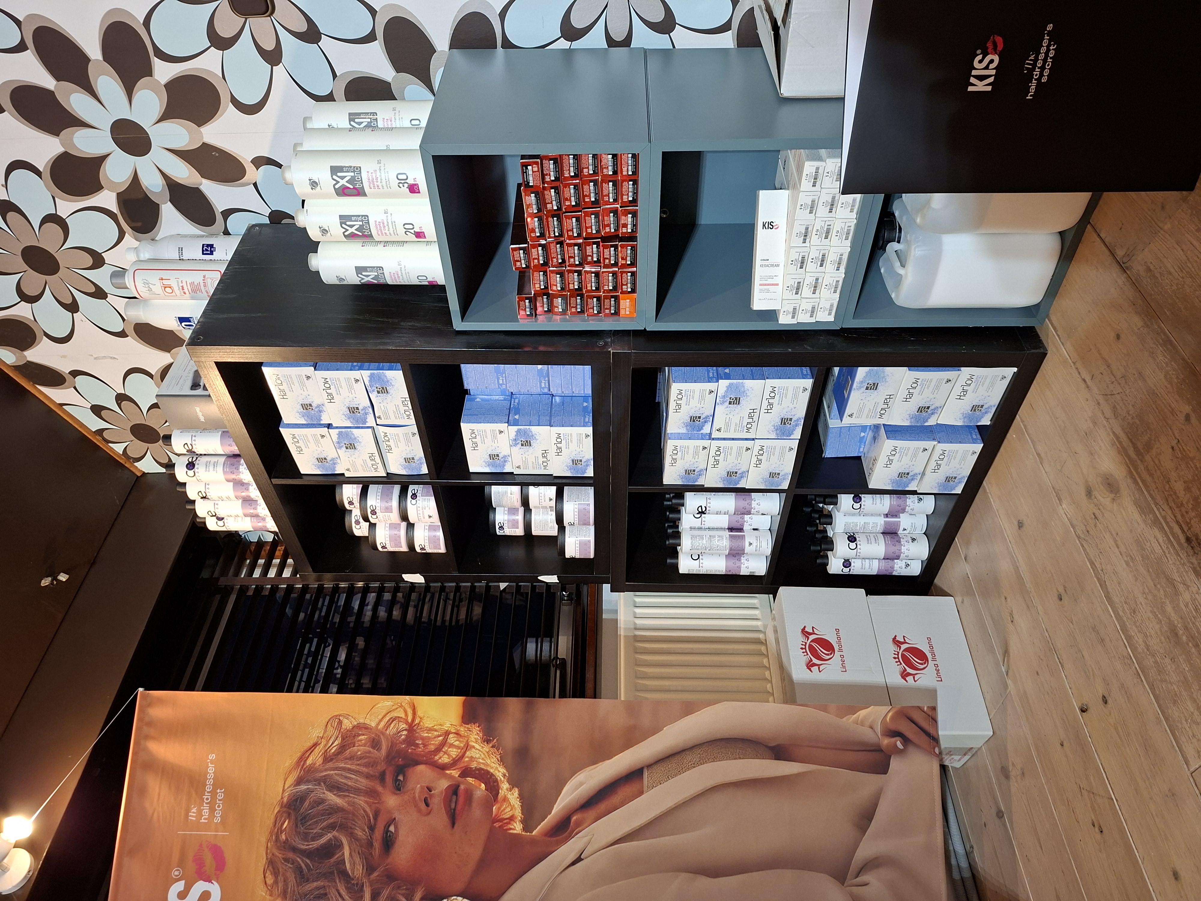 Kappersgroothandel Westmaas